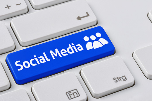 ALIVE Digital Marketing | Social bedia keyboard
